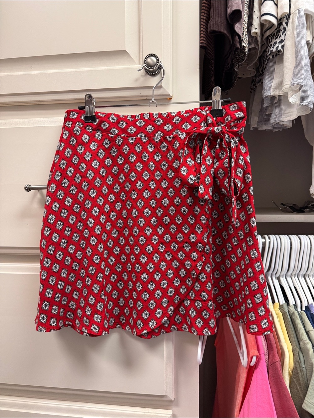 Red Tie-Waist Printed Mini Skirt